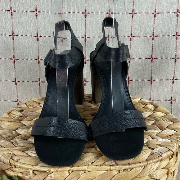Splendid “Miller” Heeled Sandals Black Leather Block Heel Strappy Shoe Sz 6 - Picture 3 of 9